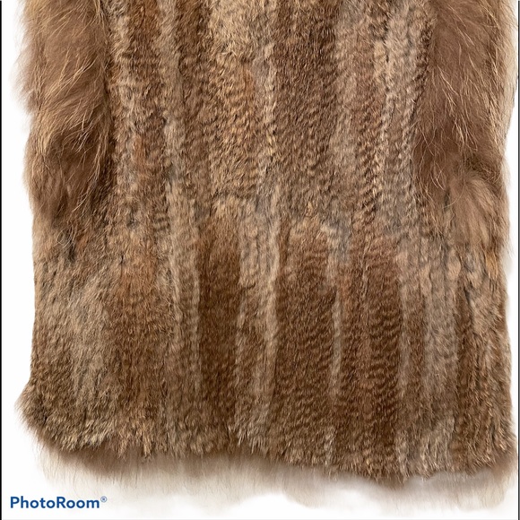Fur Vest in Rabbit & Fox - Picture 4 of 4